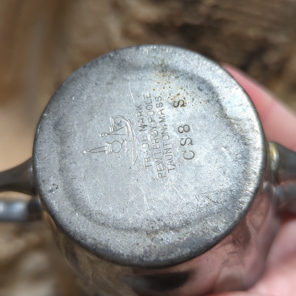 Vintage Trade Mark Pewter by Poole Creamer (CS8 C) and Sugar Dish (CS8 S) Set - Picture 4 of 13